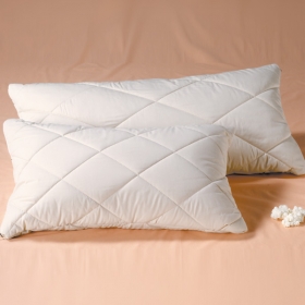 Natural Latex Flakes Pillows - Quilted Percale Covers